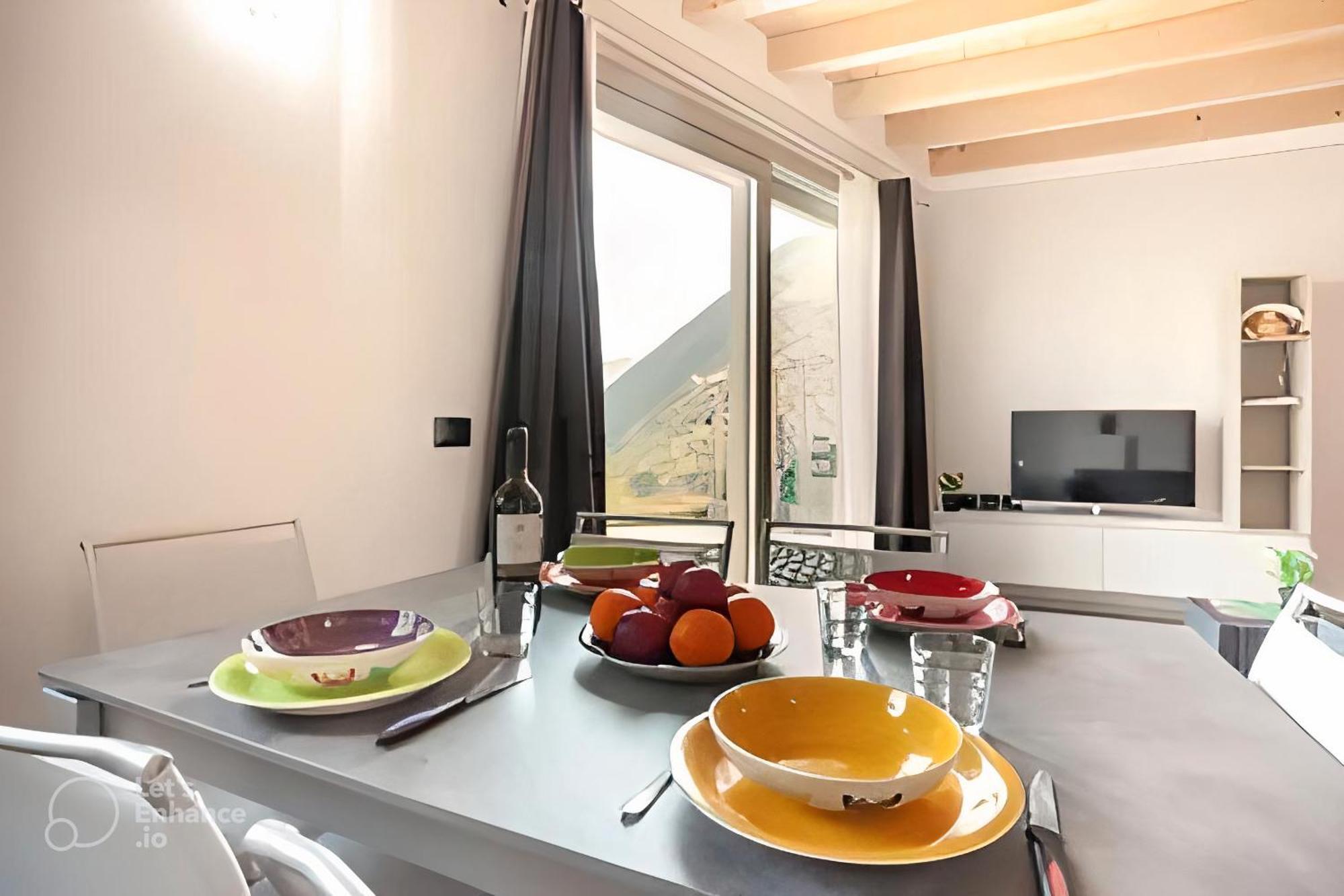 Appartamento Grande Terrazza Vista Lago Parzanica Luaran gambar